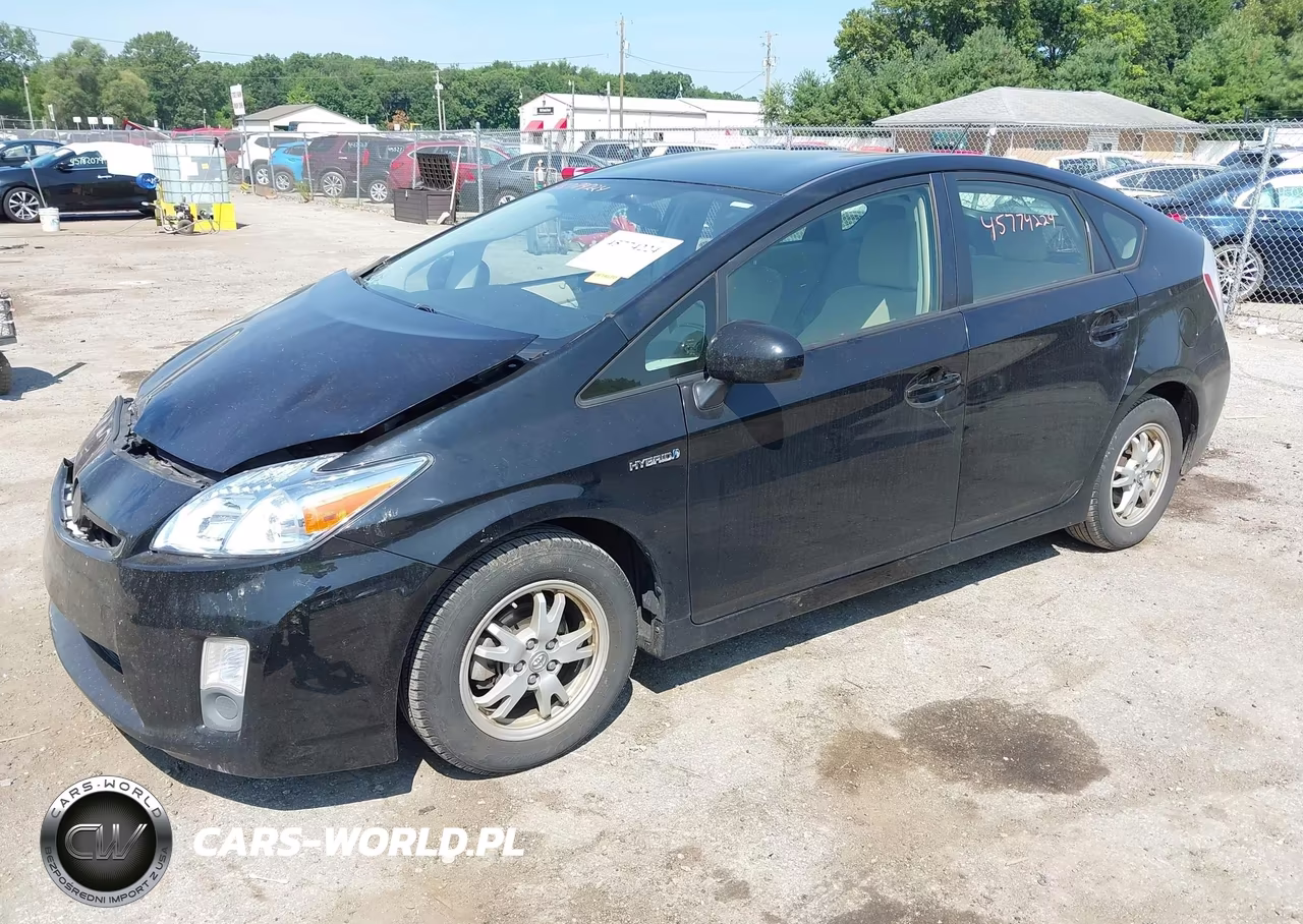 2011 Toyota Prius Two VIN:JTDKN3DU2B1477826 - 2