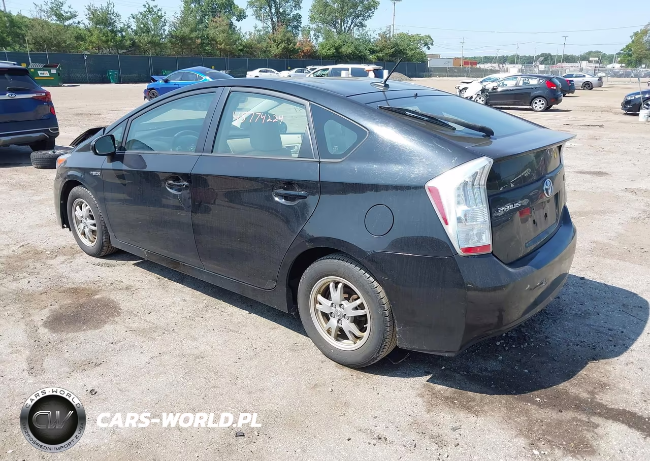 2011 Toyota Prius Two VIN:JTDKN3DU2B1477826 - 3