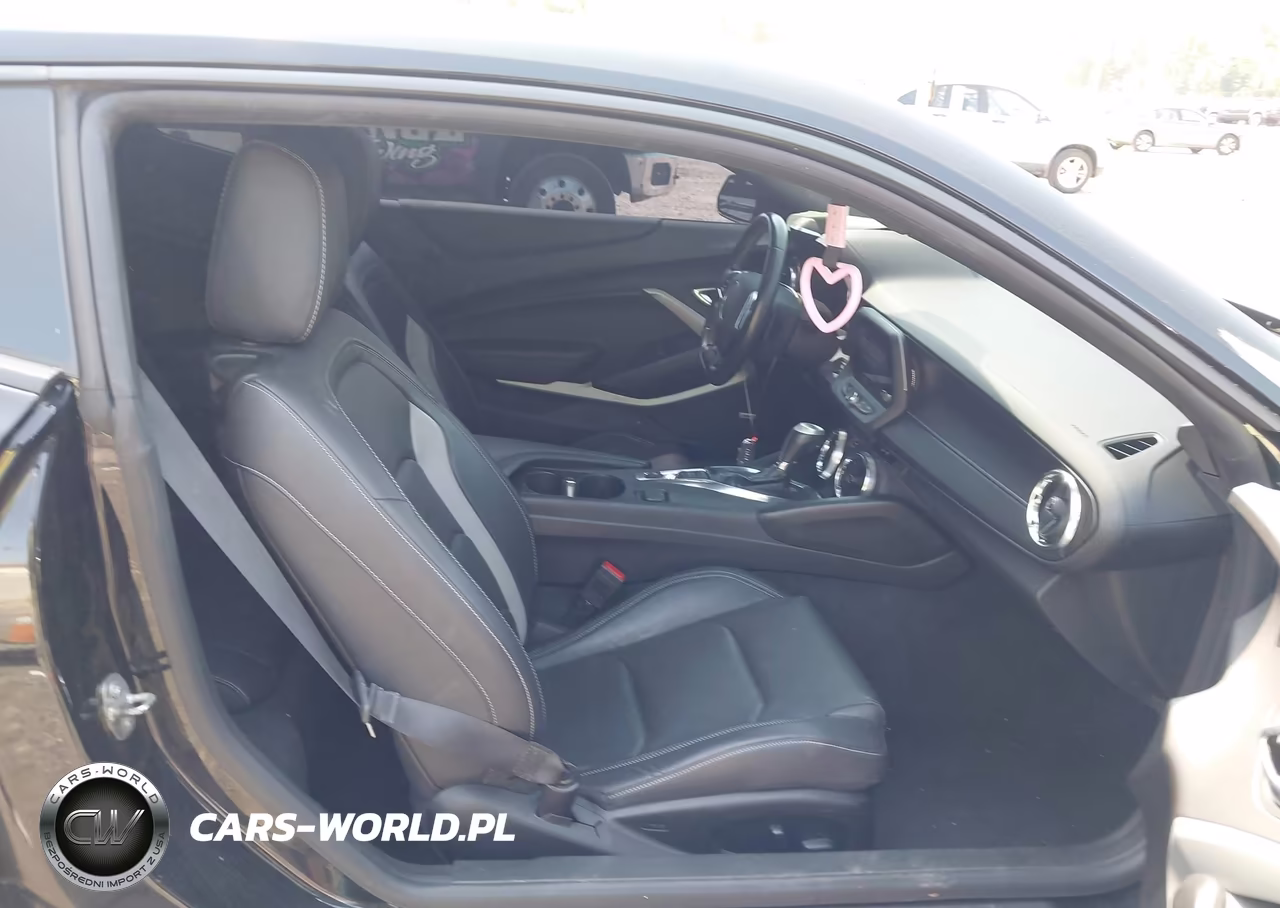 2019 Chevrolet Camaro 2Lt VIN:1G1FD1RS4K0133316 - 5