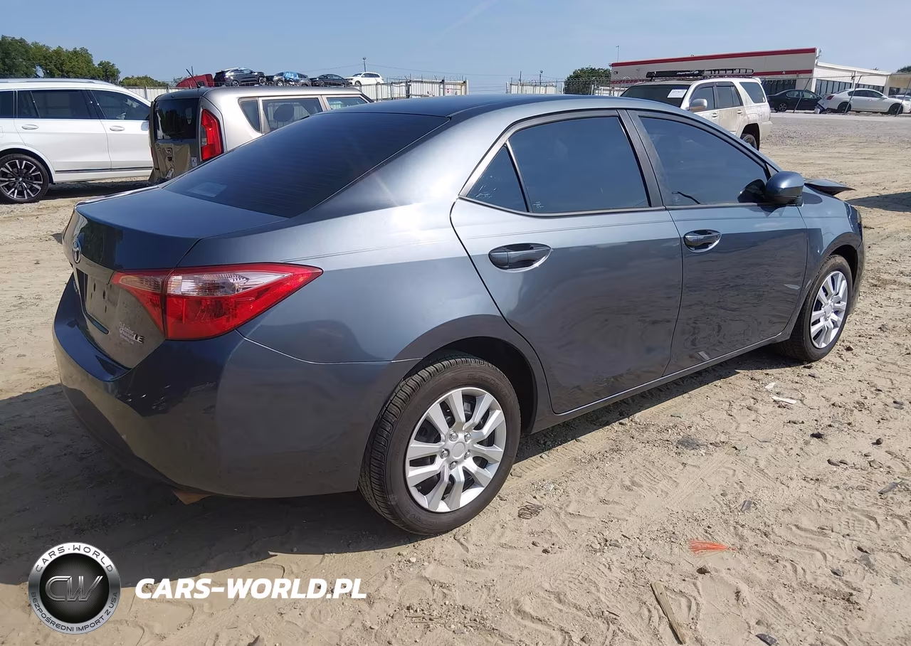 2019 Toyota Corolla Le VIN:2T1BURHE1KC207653 - 4