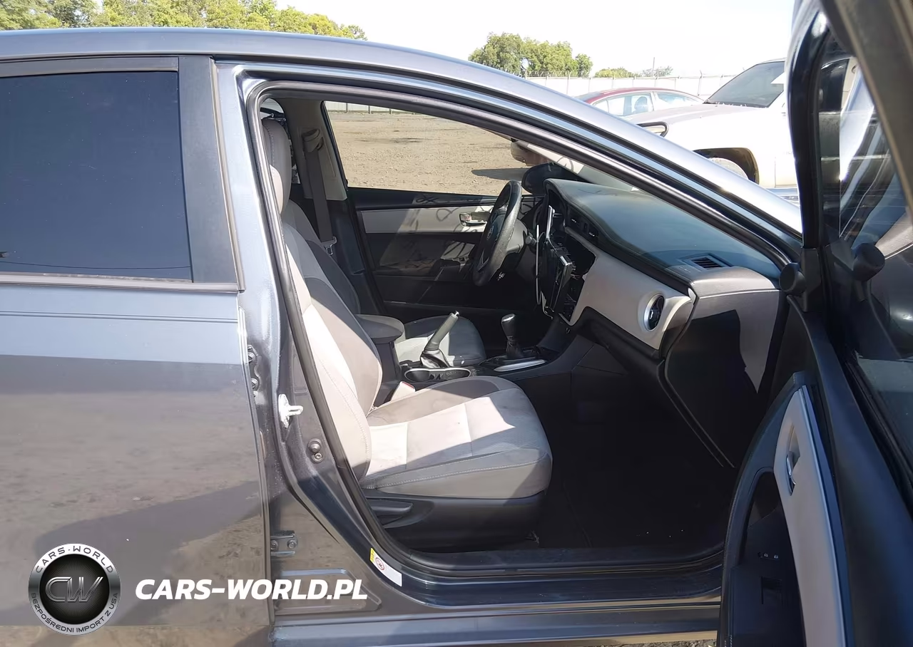 2019 Toyota Corolla Le VIN:2T1BURHE1KC207653 - 5