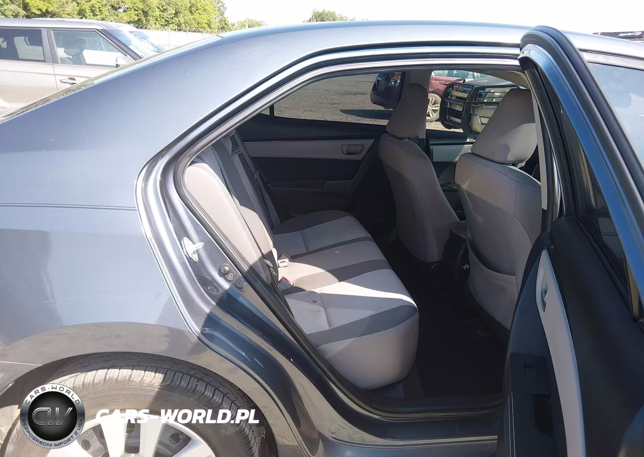 2019 Toyota Corolla Le VIN:2T1BURHE1KC207653 - 8