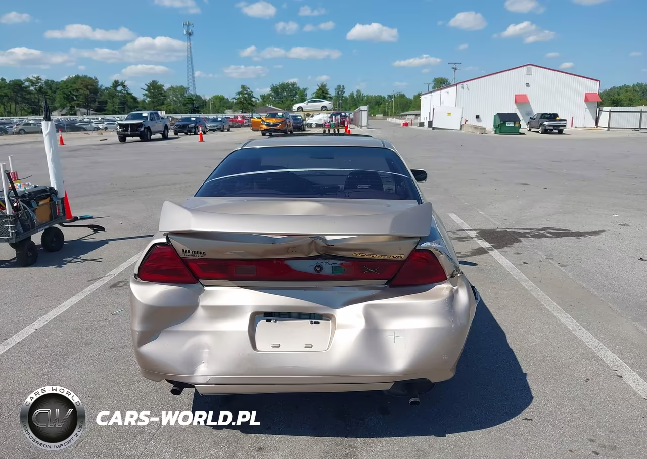 2002 Honda Accord 3.0 Ex VIN:1HGCG22552A000913 - 15