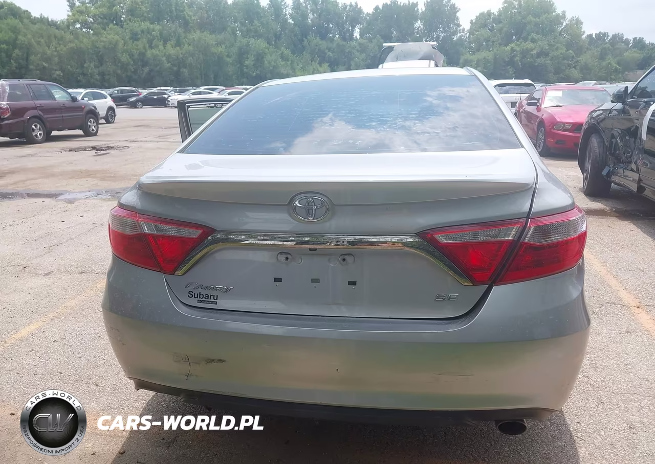2016 Toyota Camry Se VIN:4T1BF1FK8GU518376 - 17