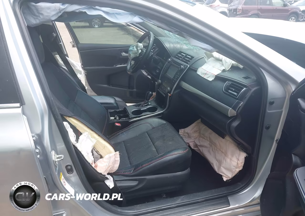 2016 Toyota Camry Se VIN:4T1BF1FK8GU518376 - 5