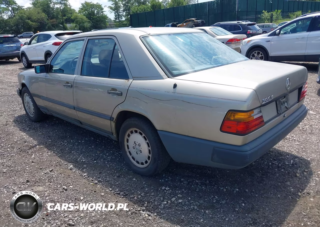 1987 Mercedes-Benz 300 E VIN:WDBEA30D0HA558474 - 3