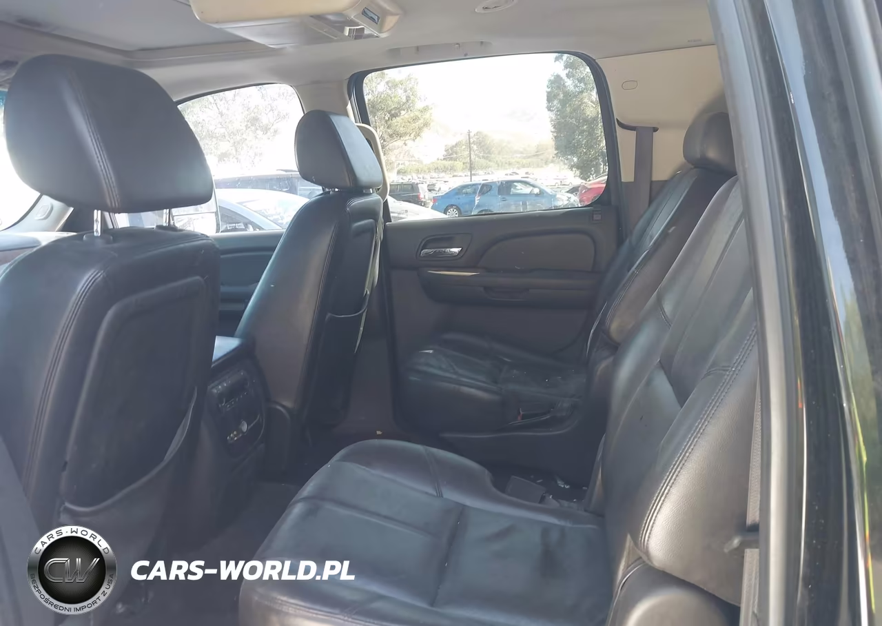 2008 Chevrolet Suburban 1500 Ltz VIN:3GNFK16378G118556 - 8