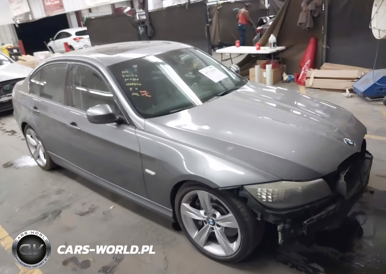 2011 BMW 335I VIN:WBAPM5C56BE576332 - 1