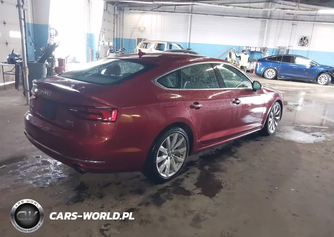 2018 Audi A5 2.0T Premium VIN:WAUANCF59JA042914 - 4