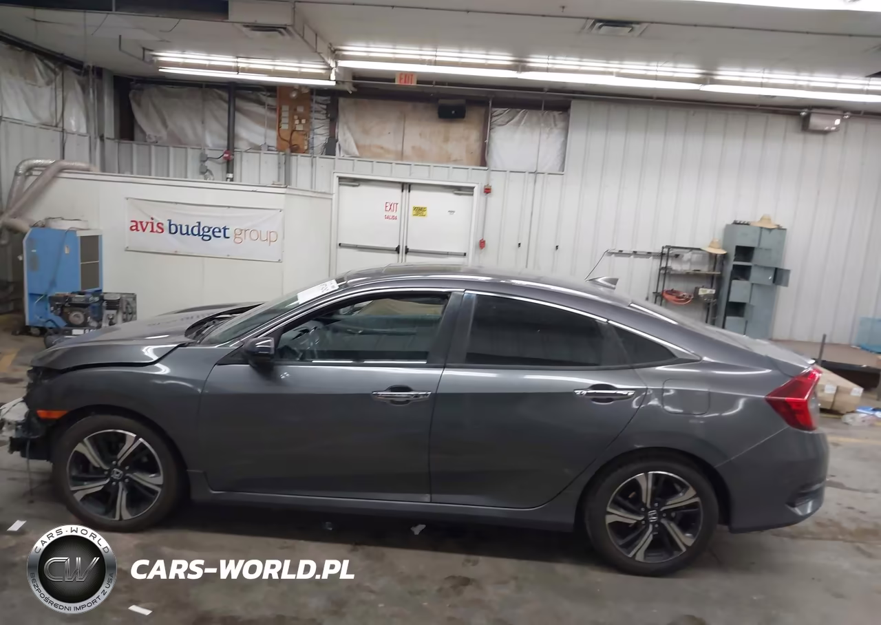 2016 Honda Civic Touring VIN:2HGFC1F95GH641584 - 14
