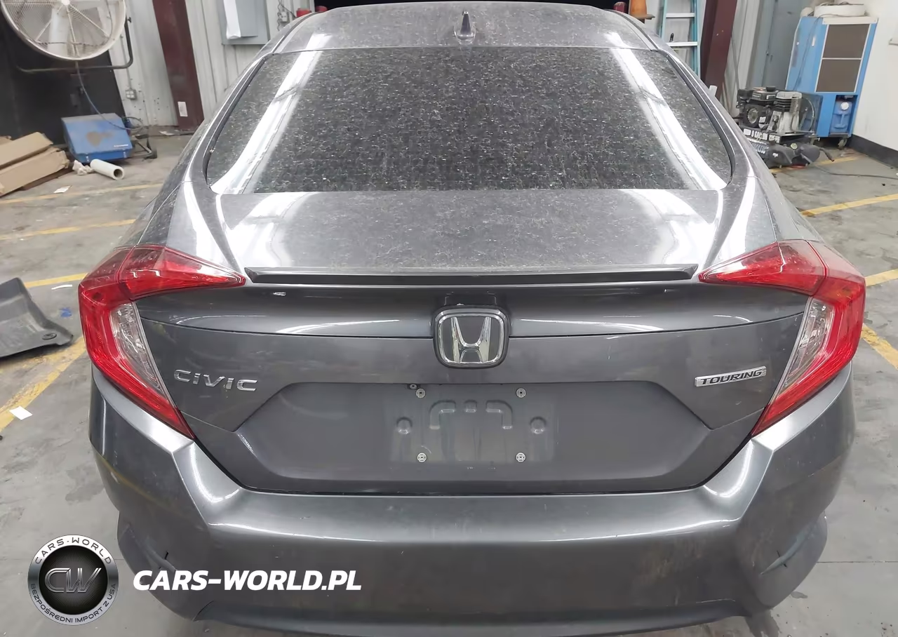 2016 Honda Civic Touring VIN:2HGFC1F95GH641584 - 16