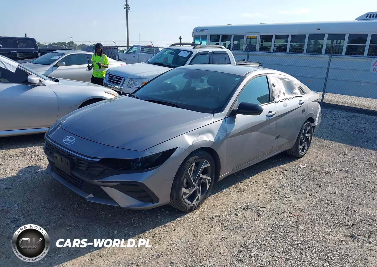 2025 Hyundai Elantra Sel Sport VIN:KMHLM4DG2SU080120 - 2