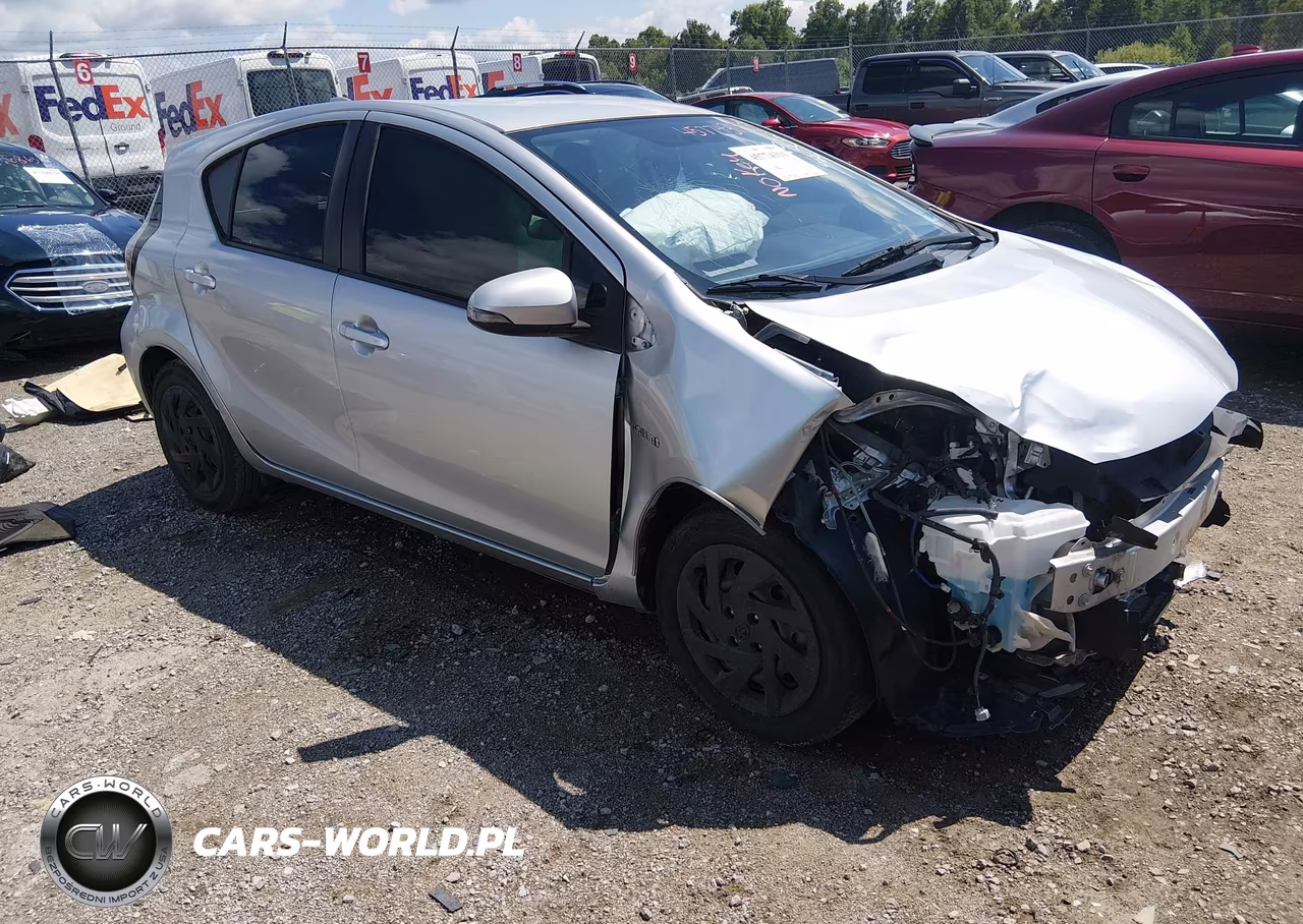 2015 Toyota Prius C Three