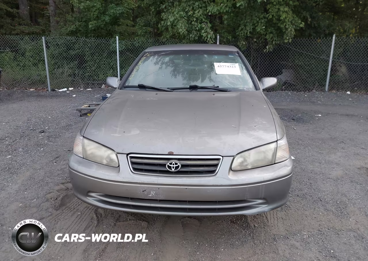 2000 Toyota Camry Le VIN:4T1BG22K2YU696729 - 10