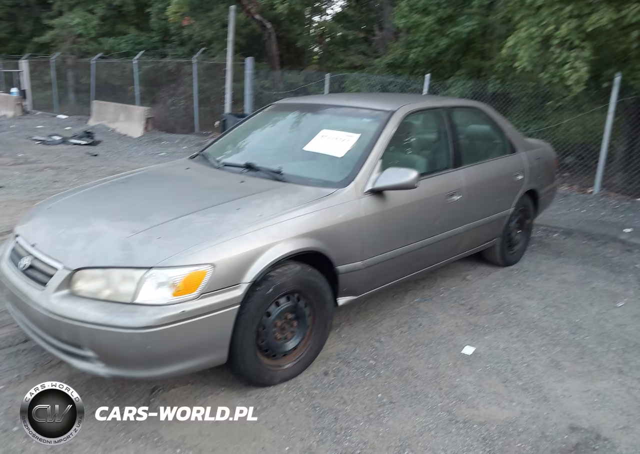 2000 Toyota Camry Le VIN:4T1BG22K2YU696729 - 2