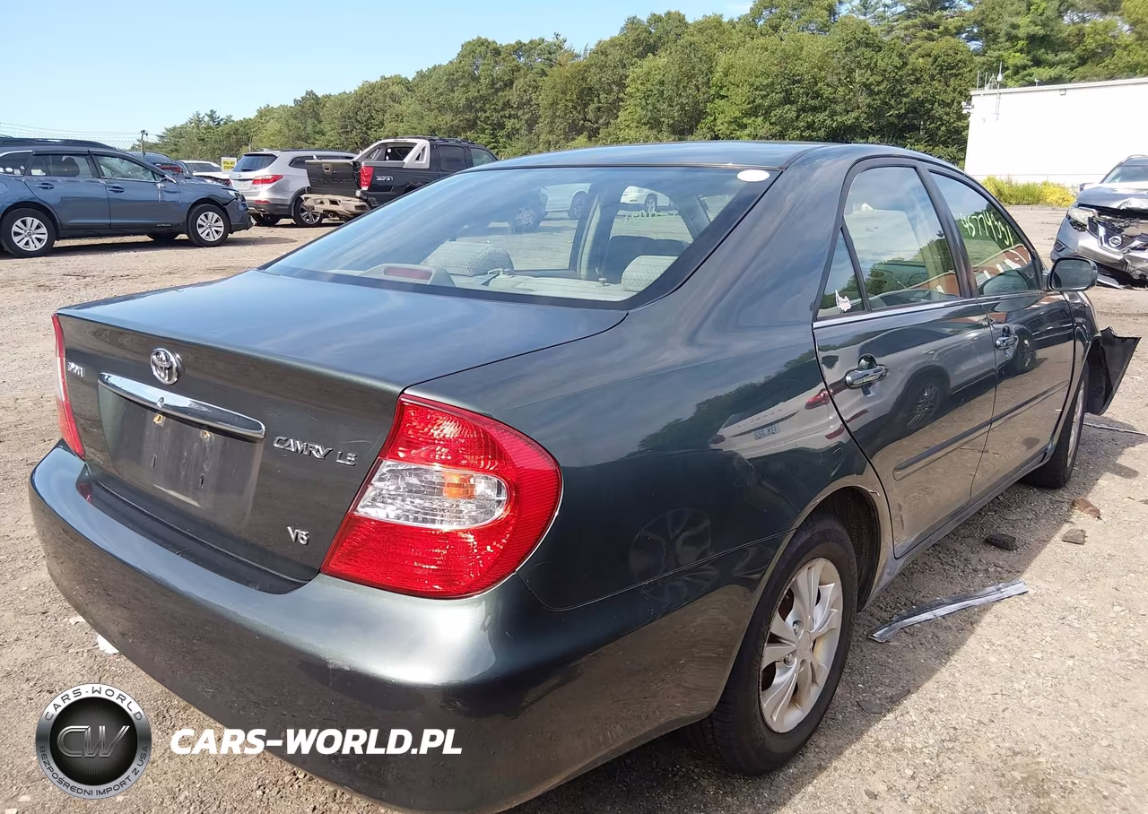 2004 Toyota Camry Le V6 VIN:4T1BF32K84U069794 - 4
