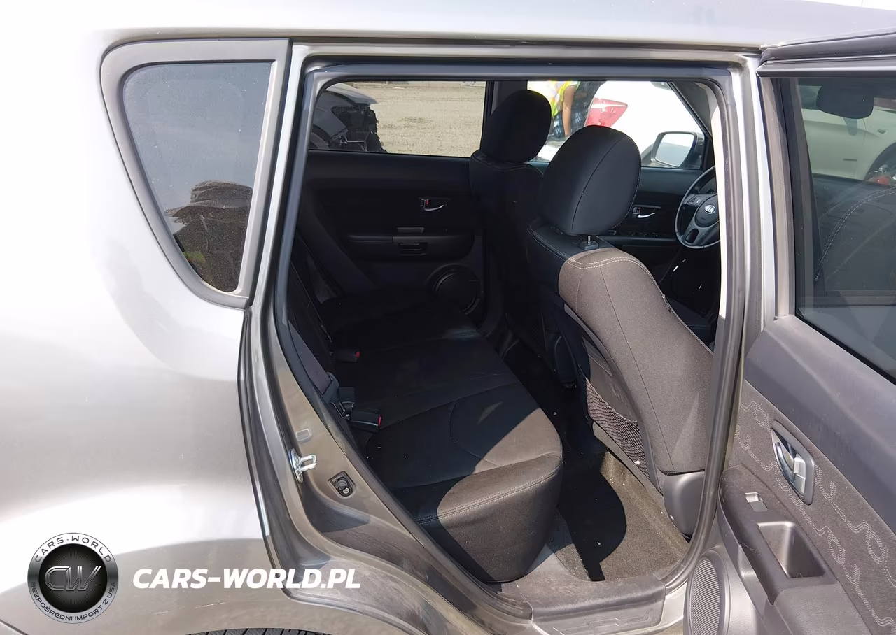 2013 Kia Soul + VIN:KNDJT2A65D7503854 - 8