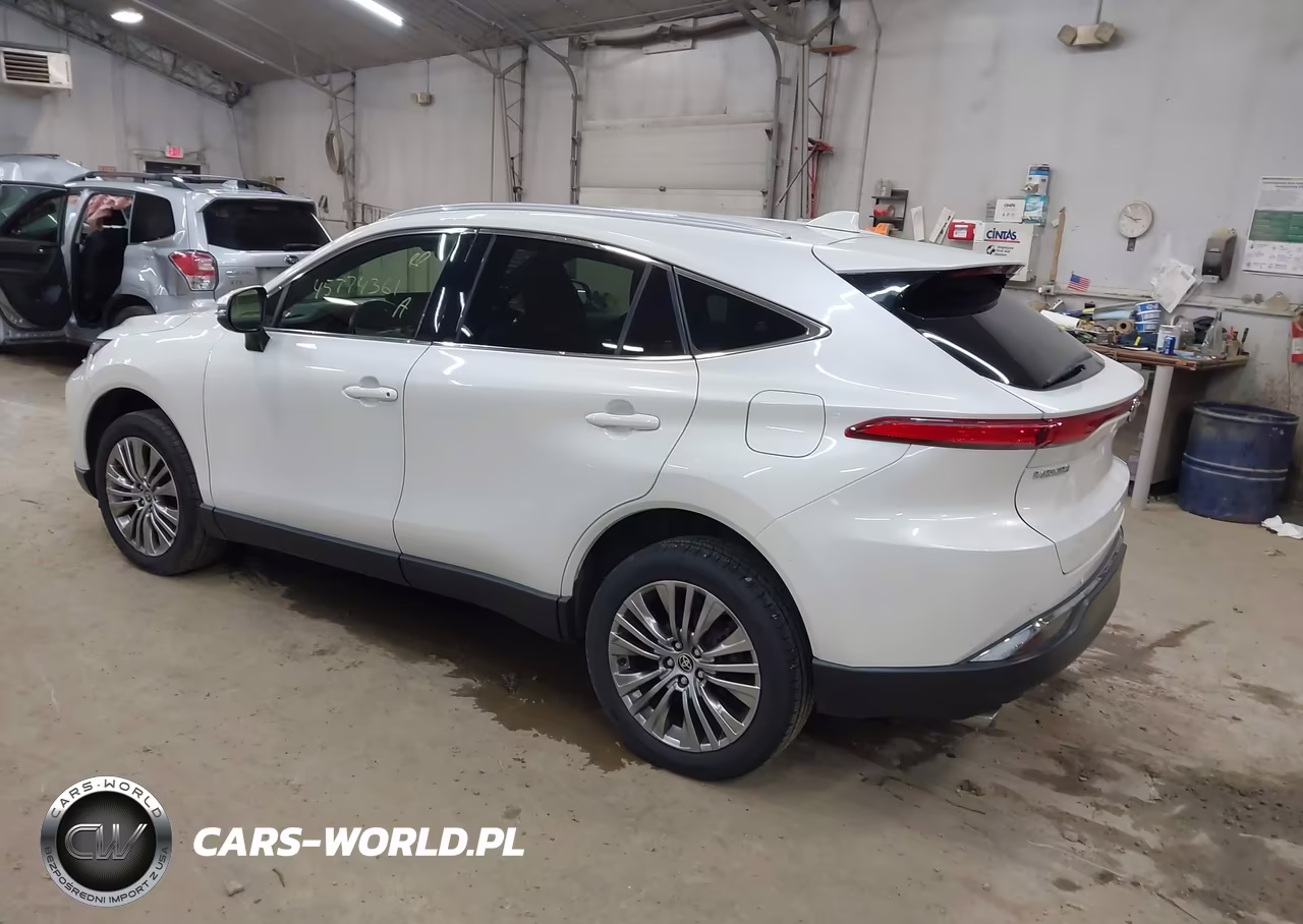 2021 Toyota Venza Limited VIN:JTEAAAAH0MJ047004 - 3