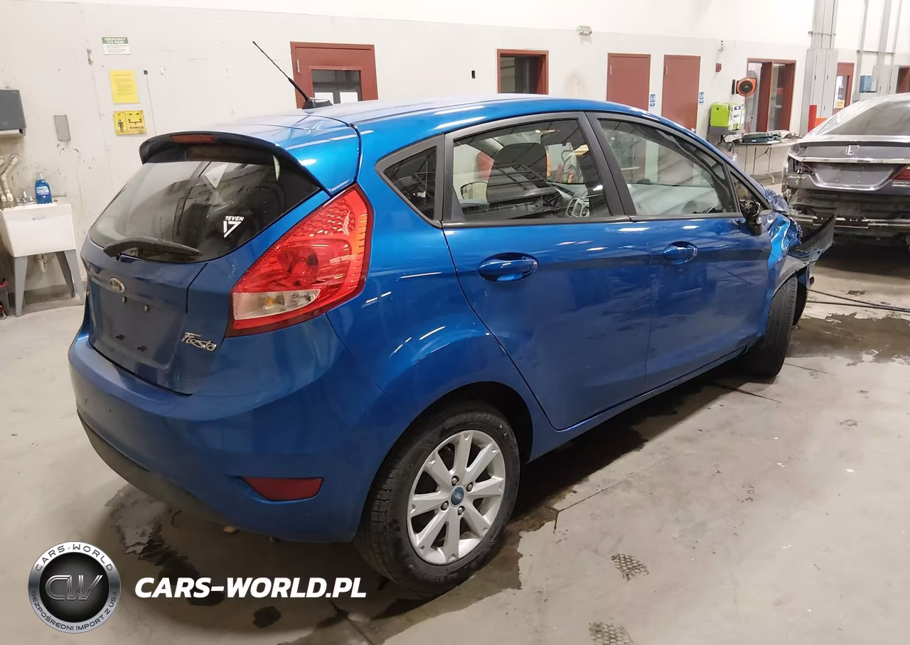2011 Ford Fiesta Se VIN:3FADP4EJ1BM161839 - 4