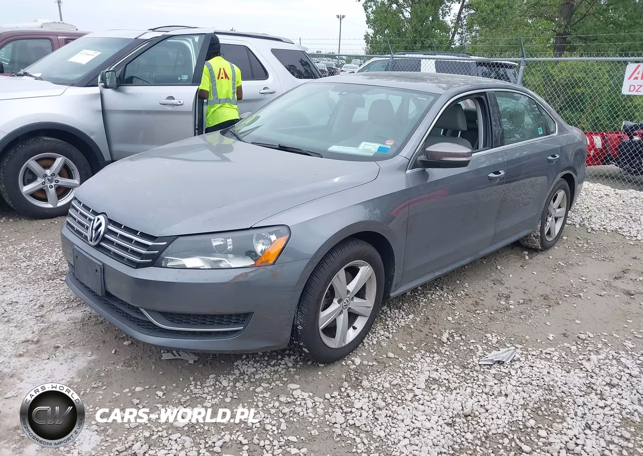 2013 Volkswagen Passat 2.0L Tdi Se VIN:1VWBN7A38DC052702 - 2