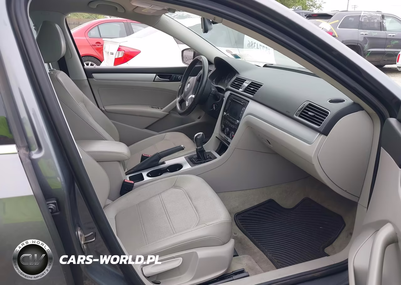 2013 Volkswagen Passat 2.0L Tdi Se VIN:1VWBN7A38DC052702 - 5