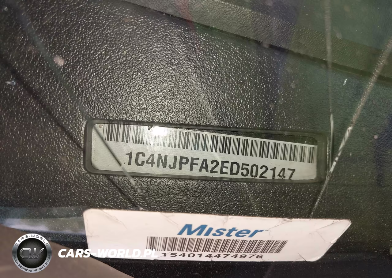 2014 Jeep Patriot Latitude VIN:1C4NJPFA2ED502147 - 9