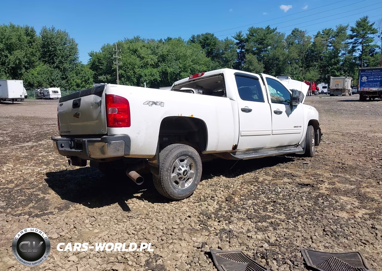 2011 Chevrolet Silverado 2500Hd Lt VIN:1GC1KXC85BF107716 - 4