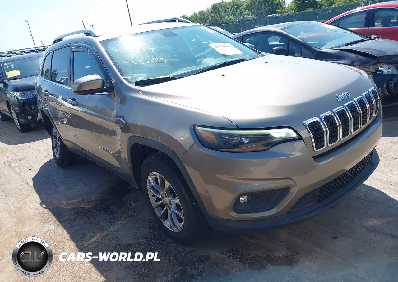 2019 Jeep Cherokee Latitude Plus 4X4 – zdjęcie 1 z 16