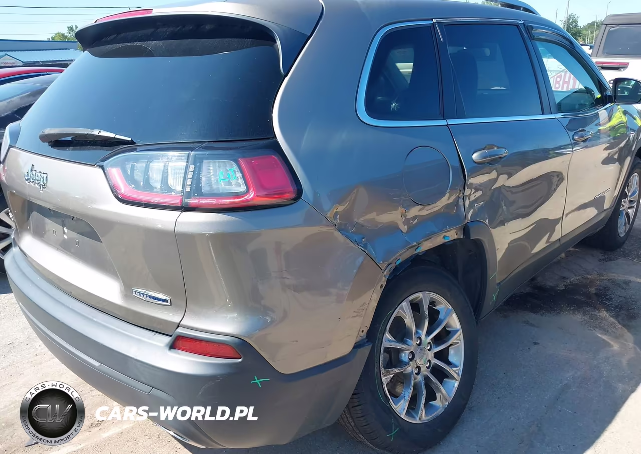 2019 Jeep Cherokee Latitude Plus 4X4 VIN:1C4PJMLX9KD122072 - 6
