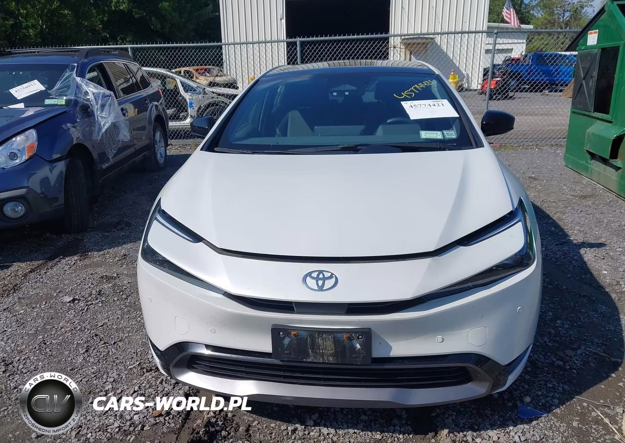 2023 Toyota Prius Xle Awd-E VIN:JTDADABU2P3005661 - 12