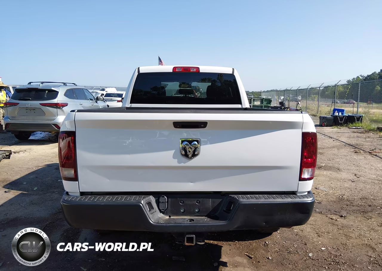 2018 Ram 1500 Tradesman 4X4 6'4 Box VIN:1C6RR7FT8JS197827 - 17