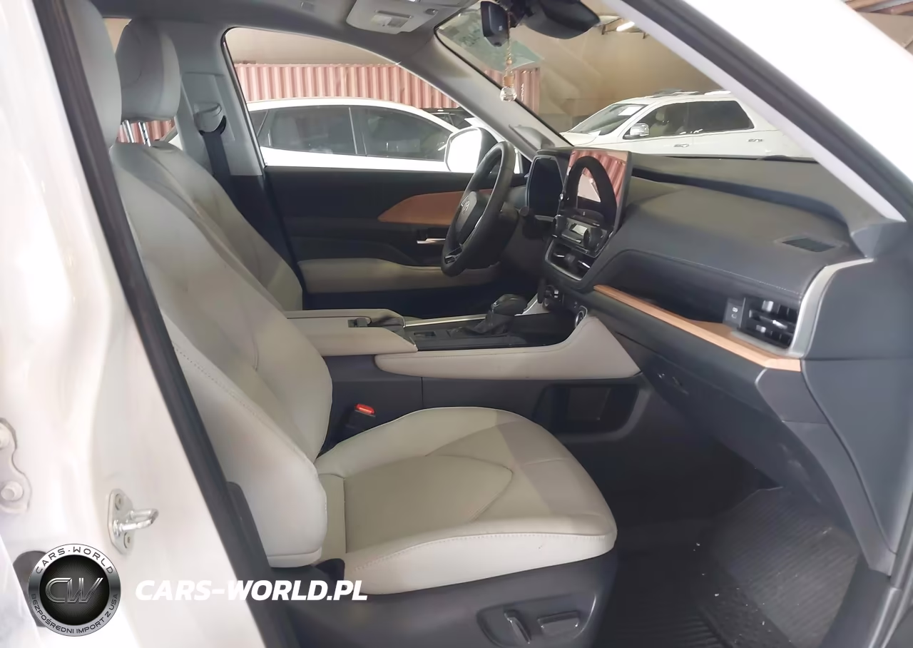 2025 Toyota Grand Highlander Hybrid Limited VIN:5TDACAB52SS060744 - 5