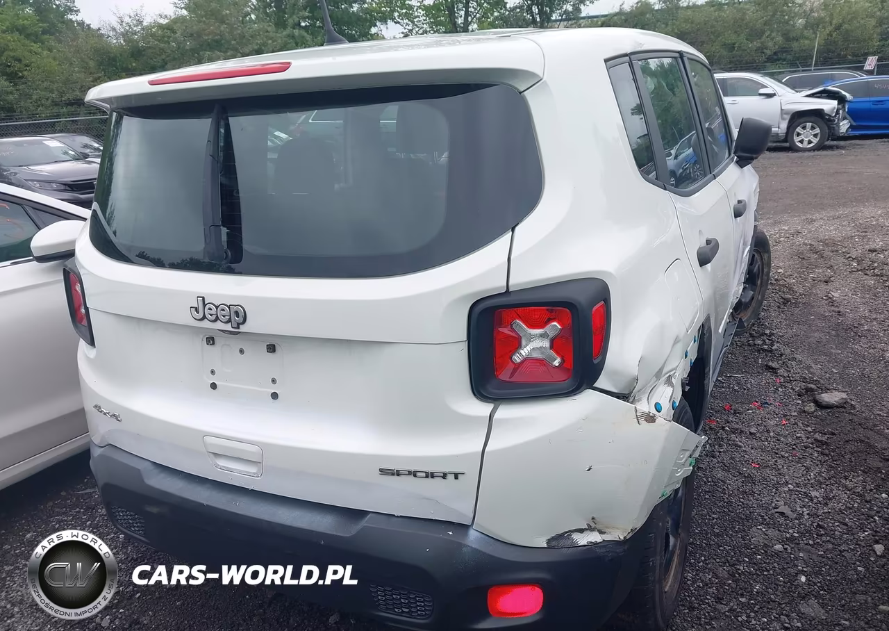 2018 Jeep Renegade Sport 4X4 VIN:ZACCJBAB9JPH69386 - 4