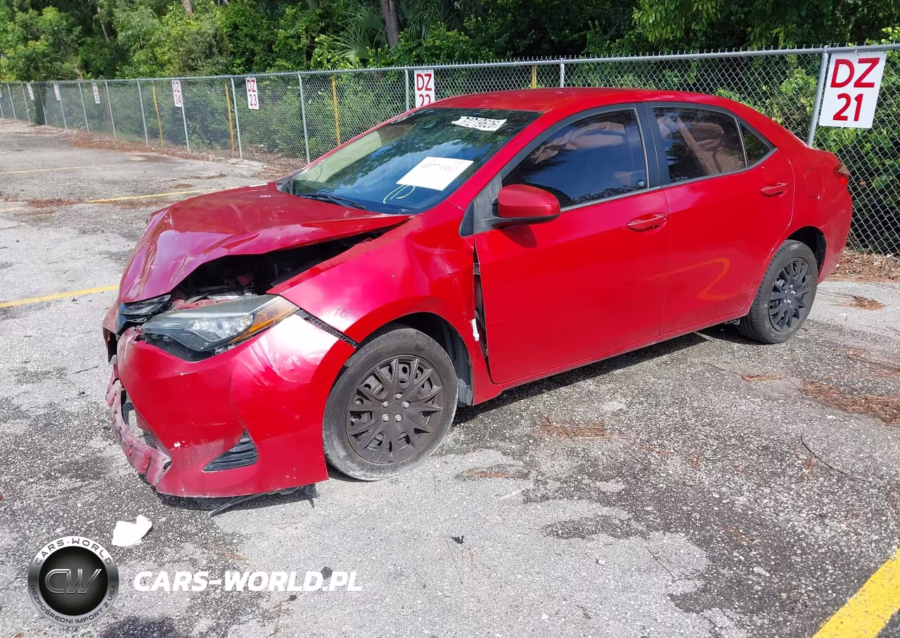 2017 Toyota Corolla Le VIN:2T1BURHE3HC789957 - 2