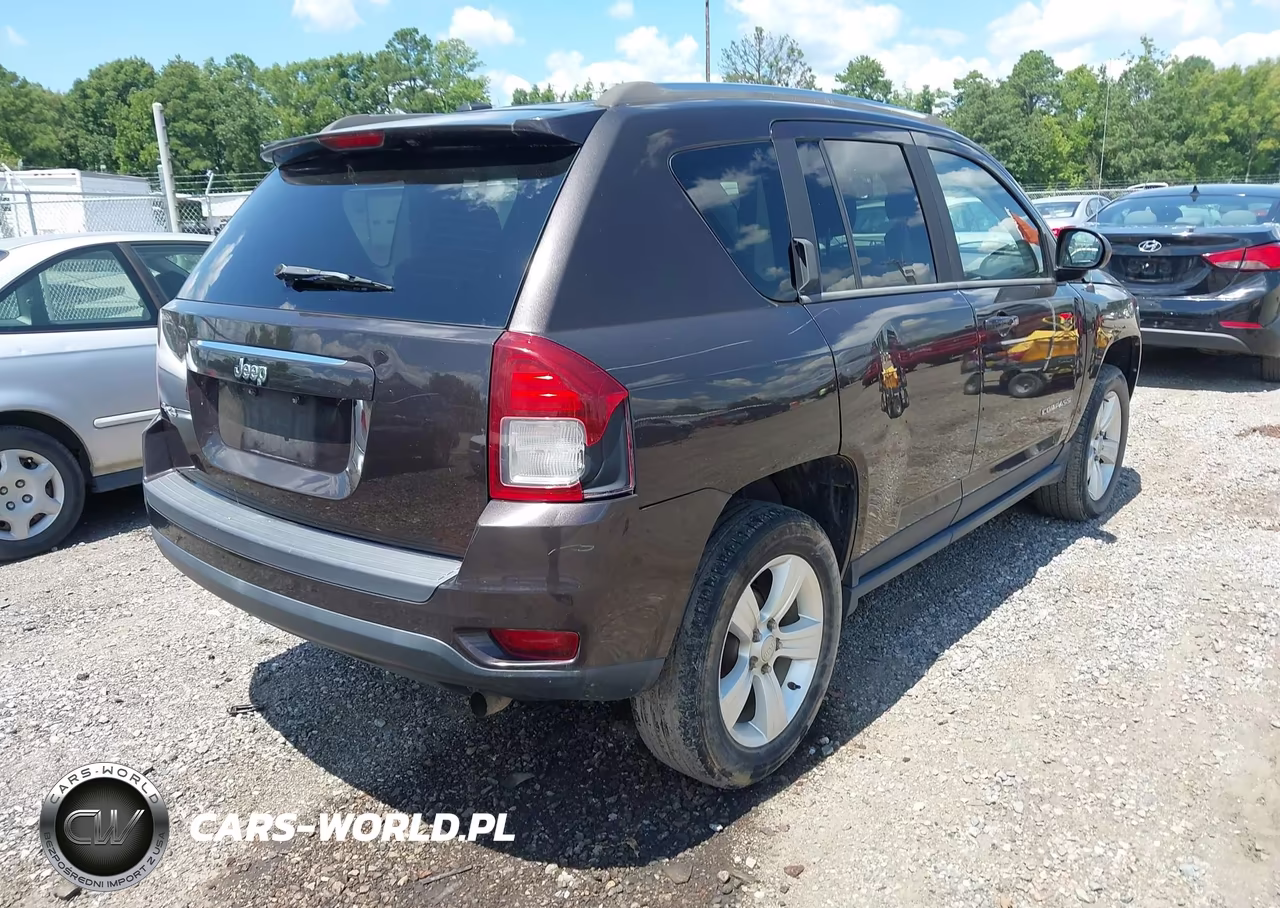 2014 Jeep Compass Sport VIN:1C4NJDBB6ED847131 - 4