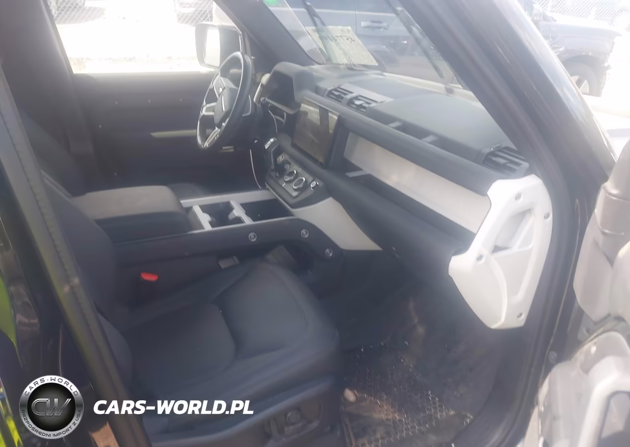 2025 Land Rover Defender 110 P400 X-Dynamic Se VIN:SALE2EEUXS2390940 - 5