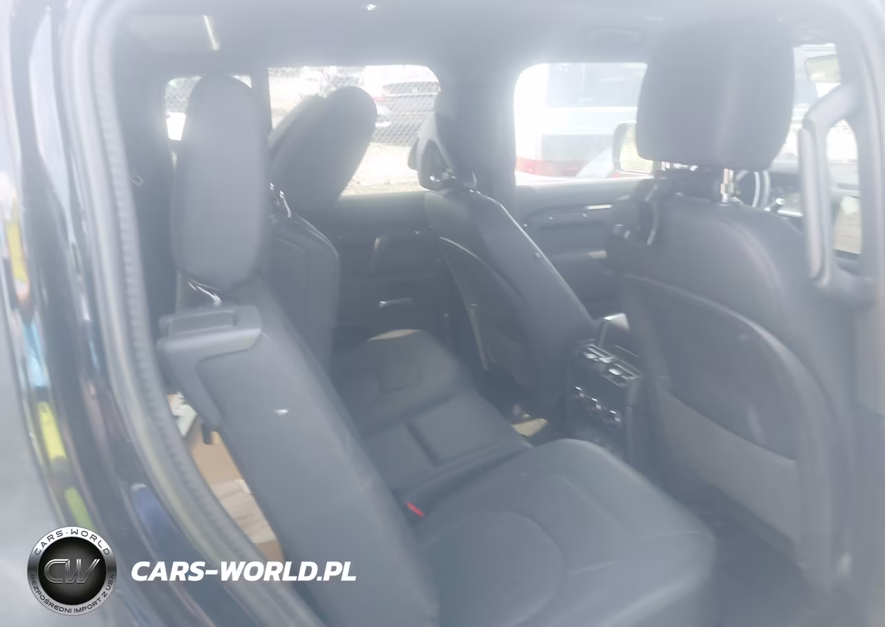 2025 Land Rover Defender 110 P400 X-Dynamic Se VIN:SALE2EEUXS2390940 - 8