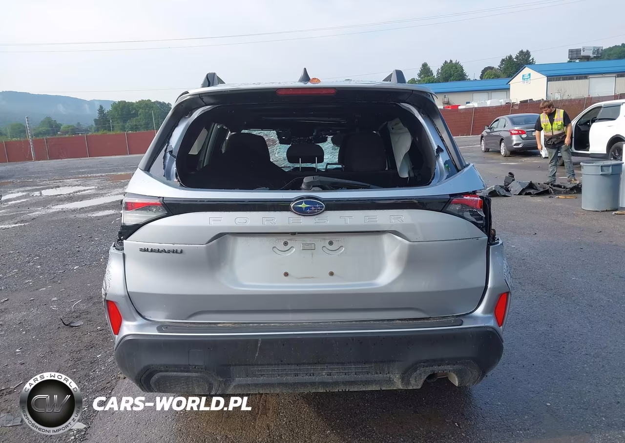 2025 Subaru Forester Premium VIN:JF2SLDDC7SH614044 - 17