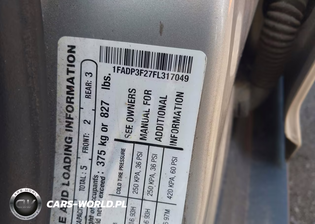 2015 Ford Focus Se VIN:1FADP3F27FL317049 - 9