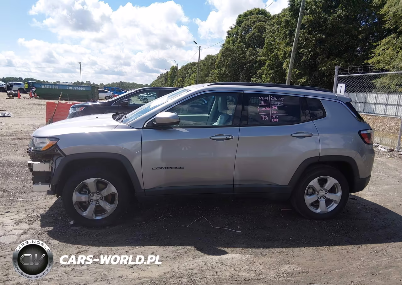 2018 Jeep Compass Latitude 4X4 VIN:3C4NJDBB3JT314268 - 15