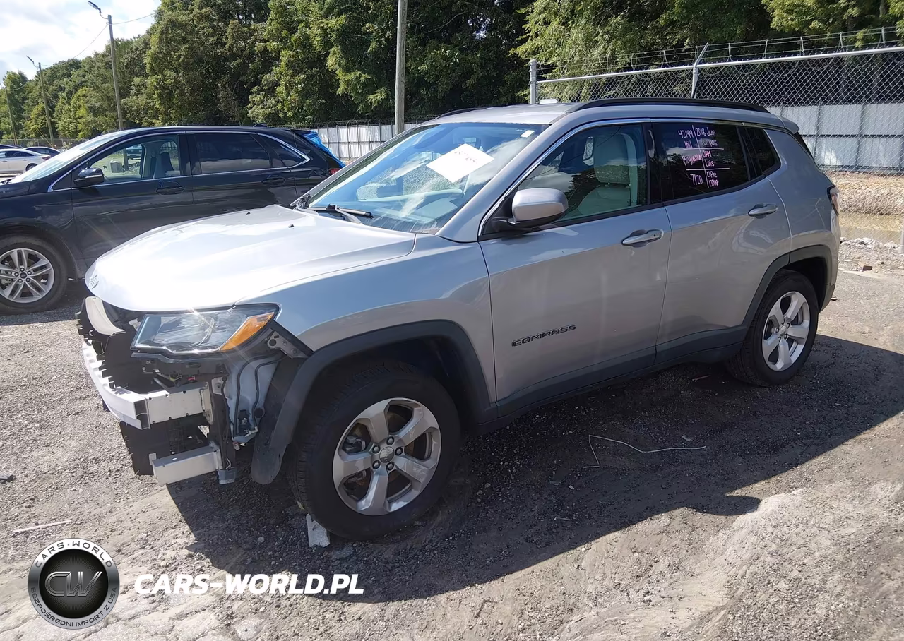 2018 Jeep Compass Latitude 4X4 VIN:3C4NJDBB3JT314268 - 2