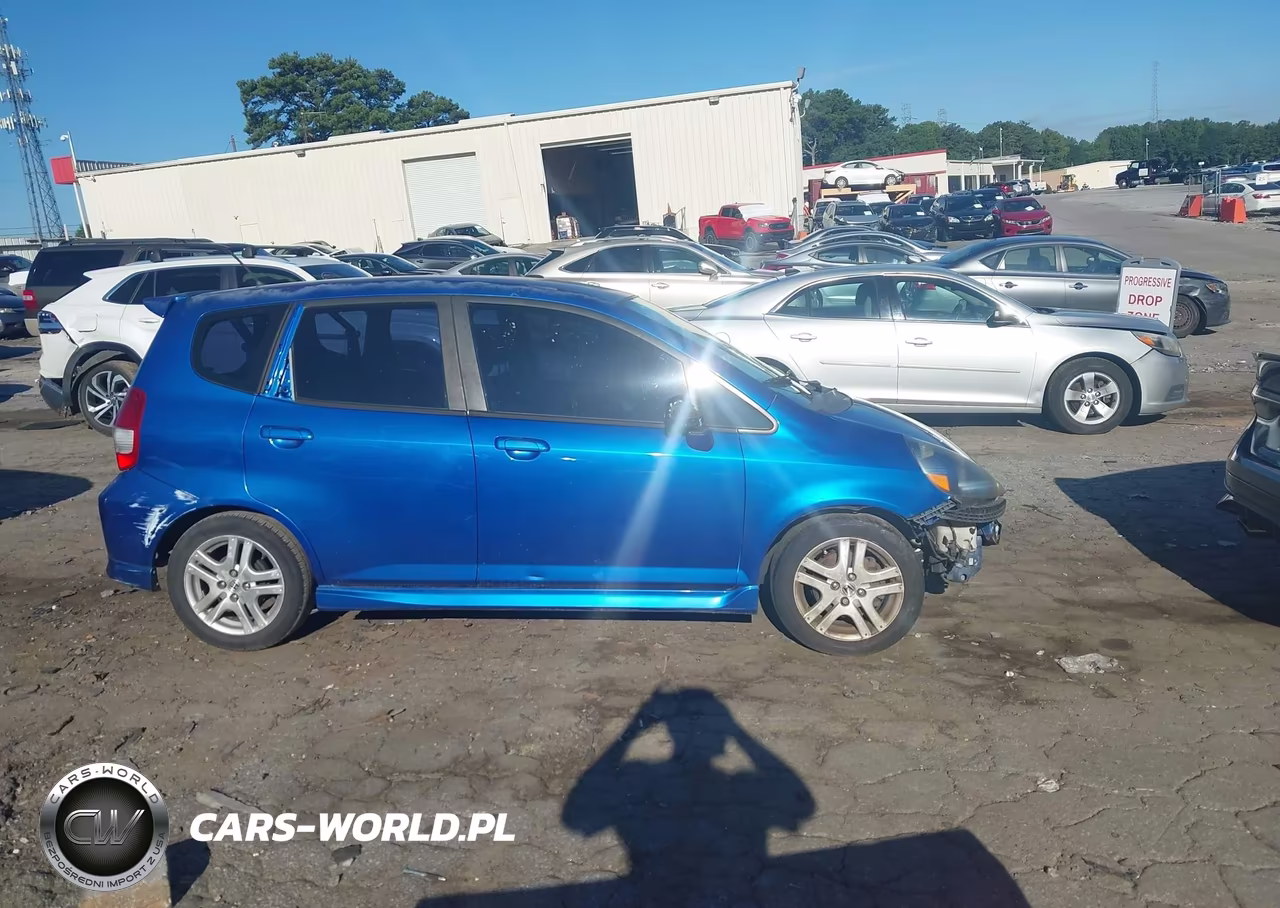 2007 Honda Fit Sport VIN:JHMGD38607S011462 - 12