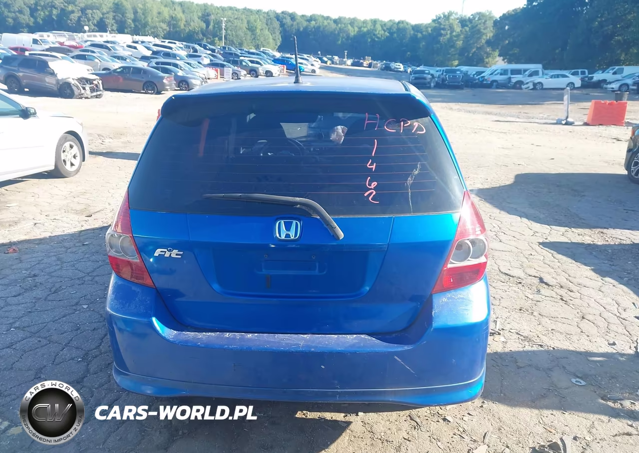 2007 Honda Fit Sport VIN:JHMGD38607S011462 - 15