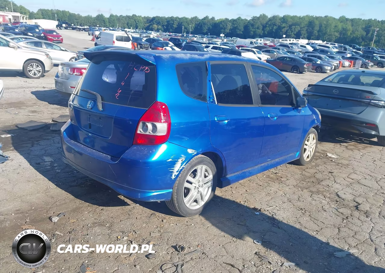 2007 Honda Fit Sport VIN:JHMGD38607S011462 - 4