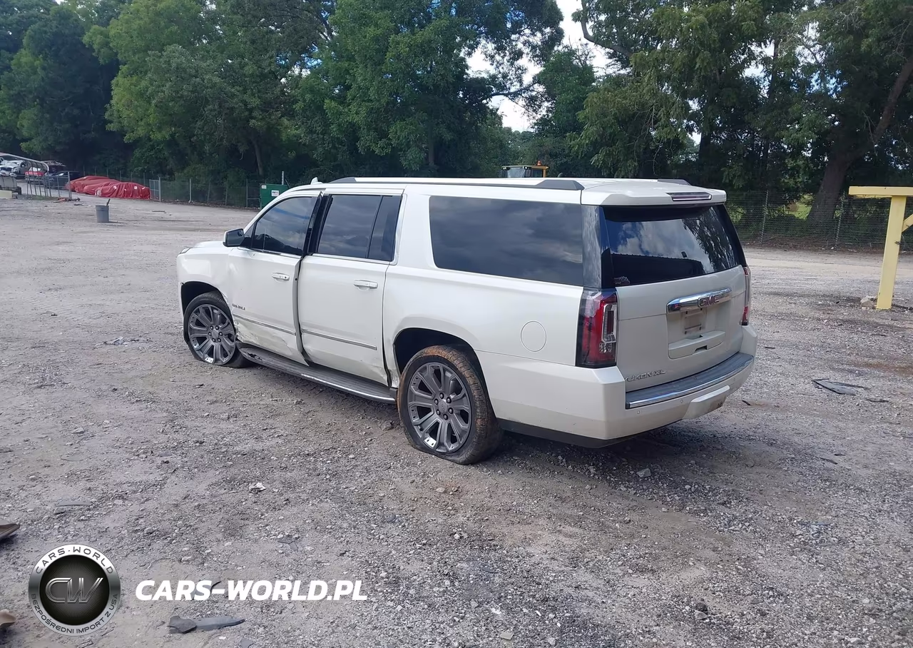 2015 GMC Yukon Xl 1500 Denali VIN:1GKS1JKJ2FR592737 - 3