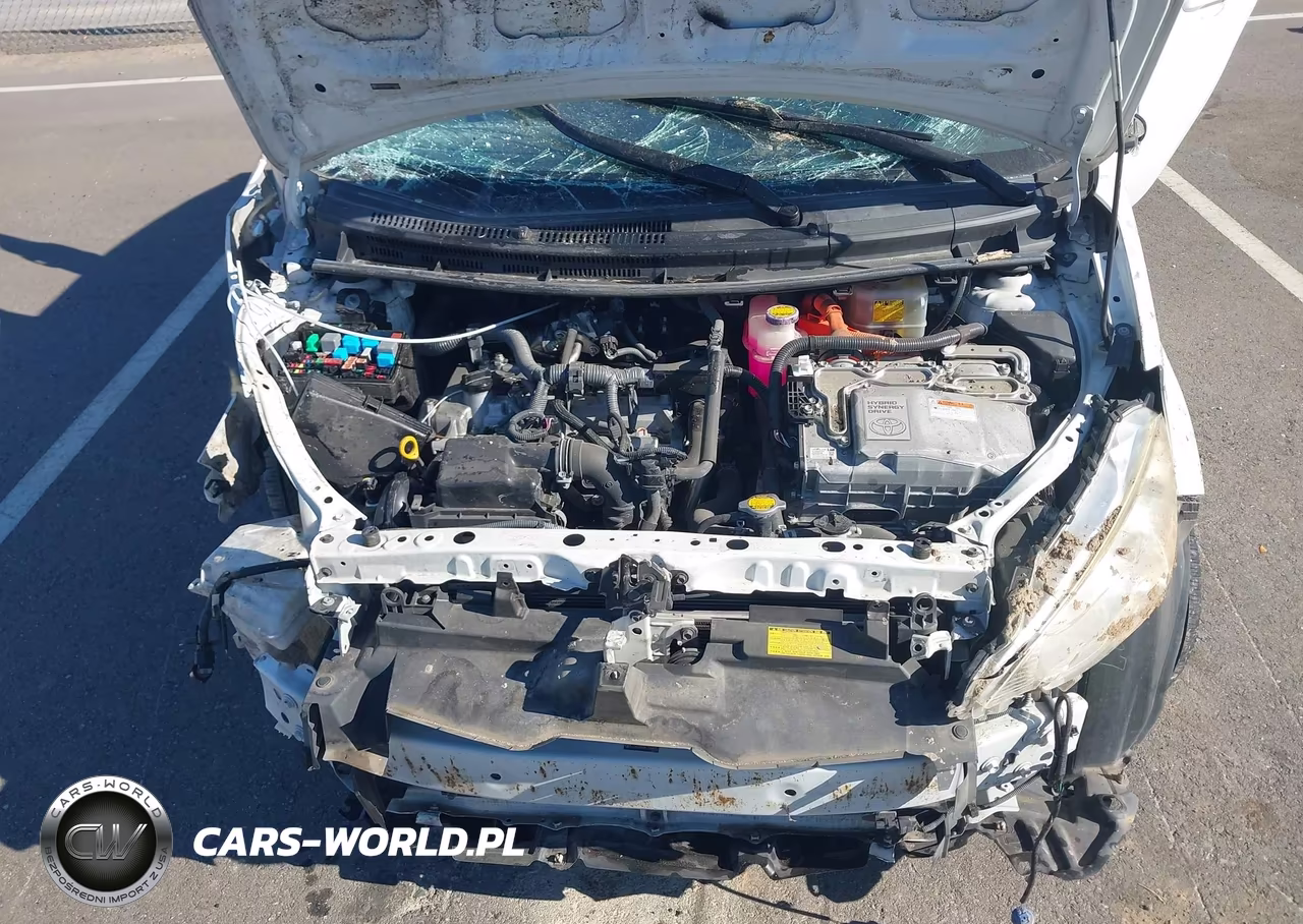 2014 Toyota Prius C One VIN:JTDKDTB39E1564057 - 10