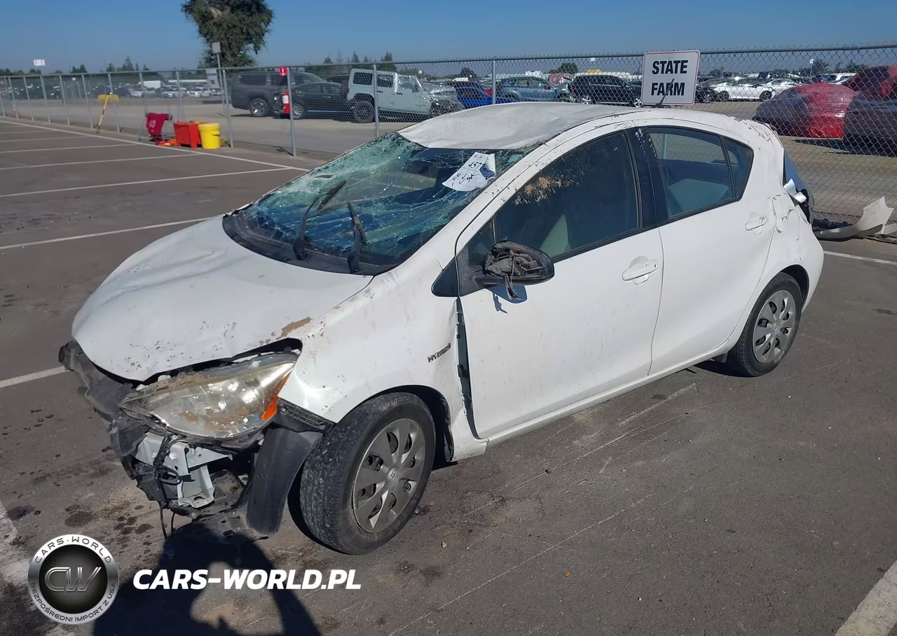 2014 Toyota Prius C One VIN:JTDKDTB39E1564057 - 2