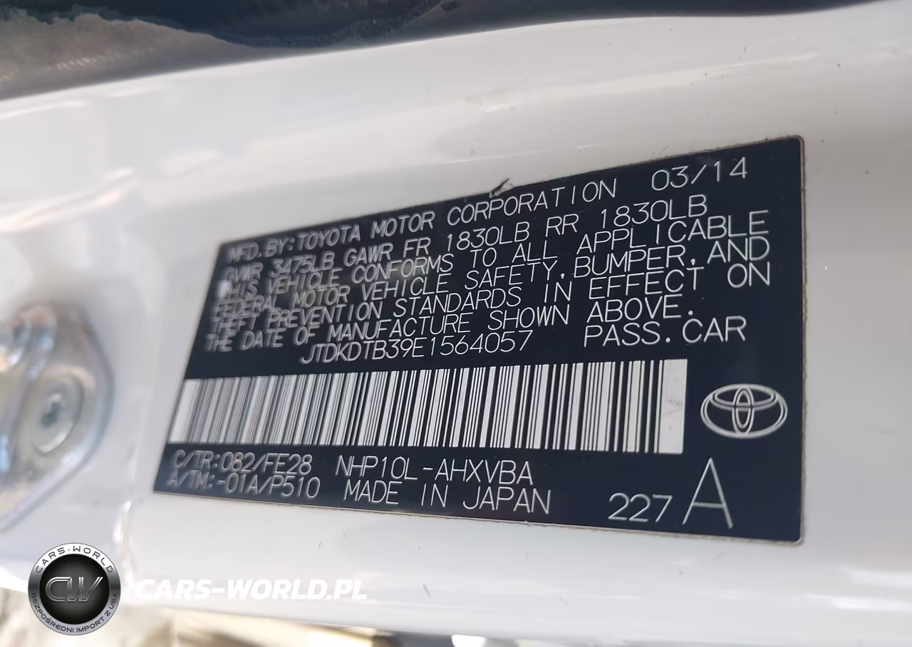 2014 Toyota Prius C One VIN:JTDKDTB39E1564057 - 9