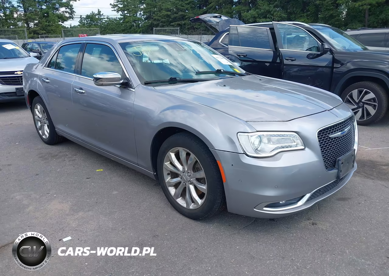 2018 Chrysler 300 Limited Awd – zdjęcie 1 z 19