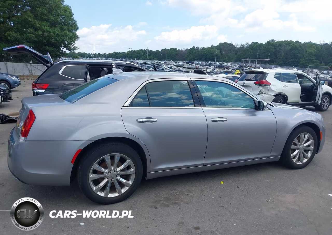 2018 Chrysler 300 Limited Awd VIN:2C3CCAKG3JH304560 - 13